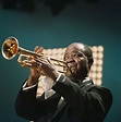 Louis Armstrong: Jazz-Trompeter mit einzigartiger Stimme - DER SPIEGEL