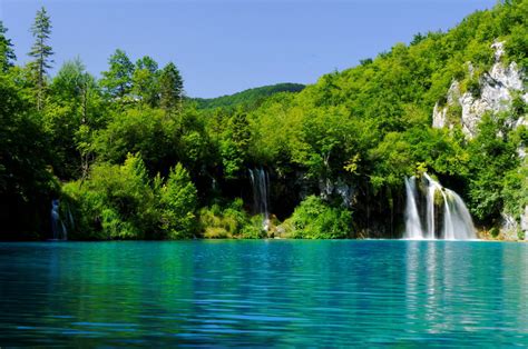 Turquoise Plitvice Lake Croatia Wallpaper Gallery