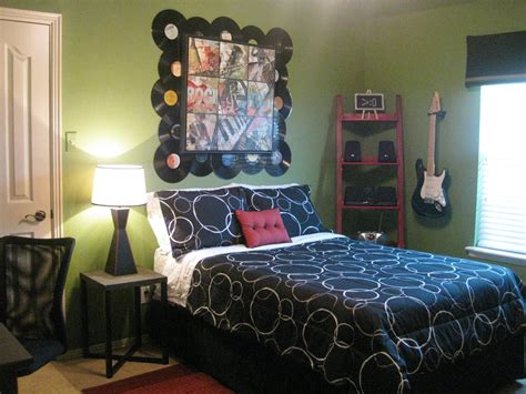 Believe it or not, some major rock bands have taken the plunge into the these are the rockers who have written original songs for tv shows. Kristen's Creations: Chase's Rock N Roll Bedroom