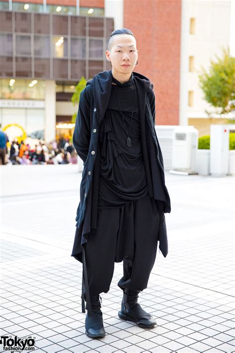 dark minimalist japanese street style w comme des garcons homme plus