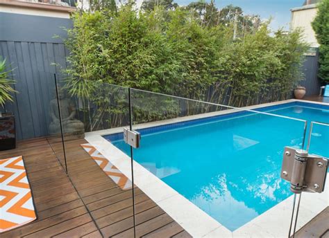 8 12mm Clear Tempered Glass Swimming Pool Fencing With Asnzs2208