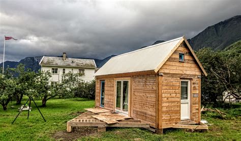 Gøran Johansens Tiny Home In Norway With Plans