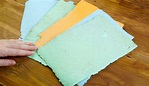 Fogli di carta riciclata: come farli in casa usando vecchi giornali e ...