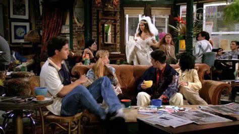 Friends Episode I The One Where Monica Gets A Roommate Jennifer Aniston Image 28123021