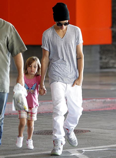 Aww Justin Bieber Spends Day With Sister Jazmyn 4 Us Weekly