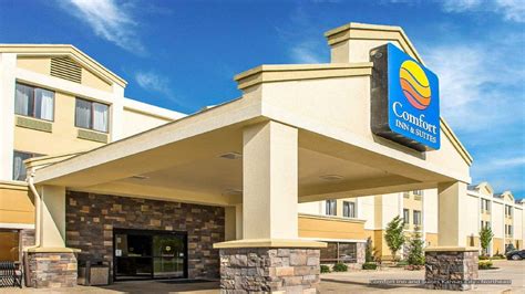 Comfort Inn And Suites Kansas City Northeast Youtube