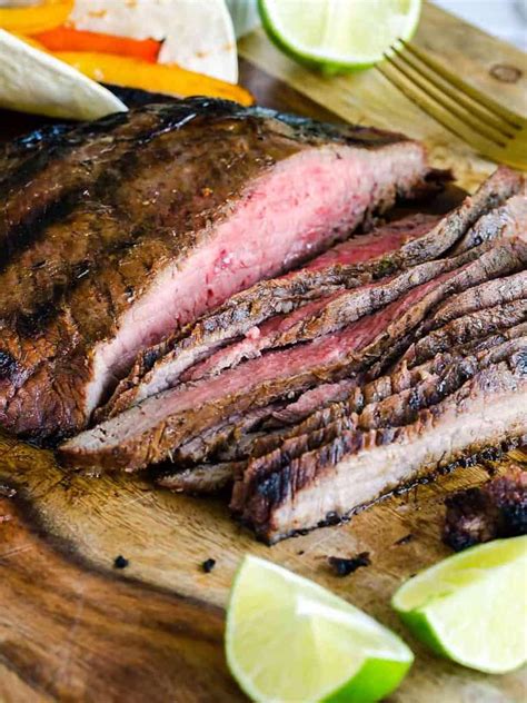 Grilled Flank Steak Fajitas Loaded With Fajita Fixins Summer Grilling