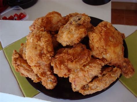 Make sure to bring the oil back to 350°f between batches so all the chicken is season your washed and dried chicken pieces with the house seasoning. Southern Fried Chicken | Recipe | Recipes, Southern fried ...