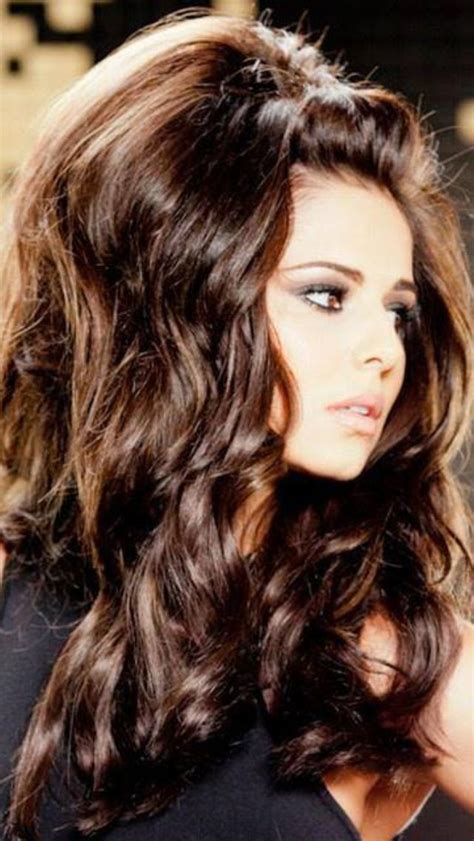 Elnett Styling Sprays For Cheryl Cole Hair Volume And Wave