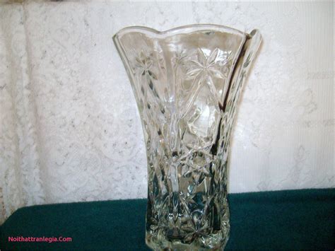 30 Fabulous Antique Red Glass Vase 2024