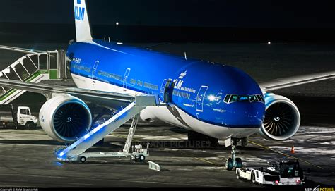 Ph Bvo Klm Boeing 777 300er At Warsaw Frederic Chopin Photo Id