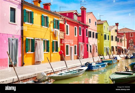 Colourful Houses Burano Island Near Venice Italy Stock Photo Alamy
