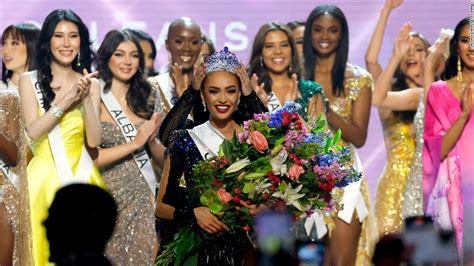 Miss Usa Rbonney Gabriel Crowned Miss Universe Cnn Style