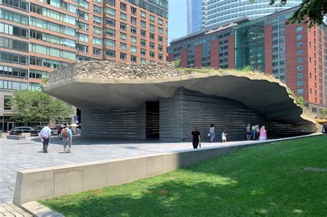 What Is The Irish Hunger Memorial In New York