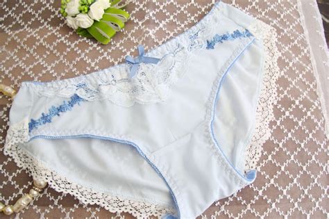 2019 S024 Wholesale Japanese Style Tokyo Panties Womens Sexy Underwear Lingerie Quick Dry Milk