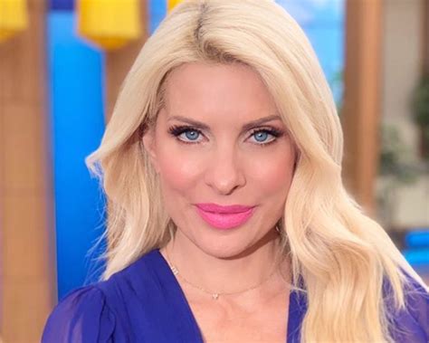 Η ελένη μενεγάκη είναι από τις πιο καλοντυμένες παρουσιάστριες στην ελληνική τηλεόραση. Η Ελένη Μενεγάκη ρίχνει πάλι το διαδίκτυο! - Neoblogs.gr