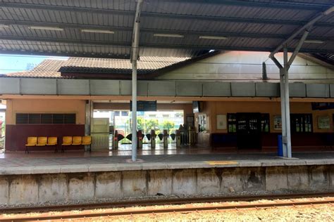 Subang jaya to segamat train services, operated by rapid kl, depart from pusat bandar puchong station. Setia Jaya KTM Station - klia2.info