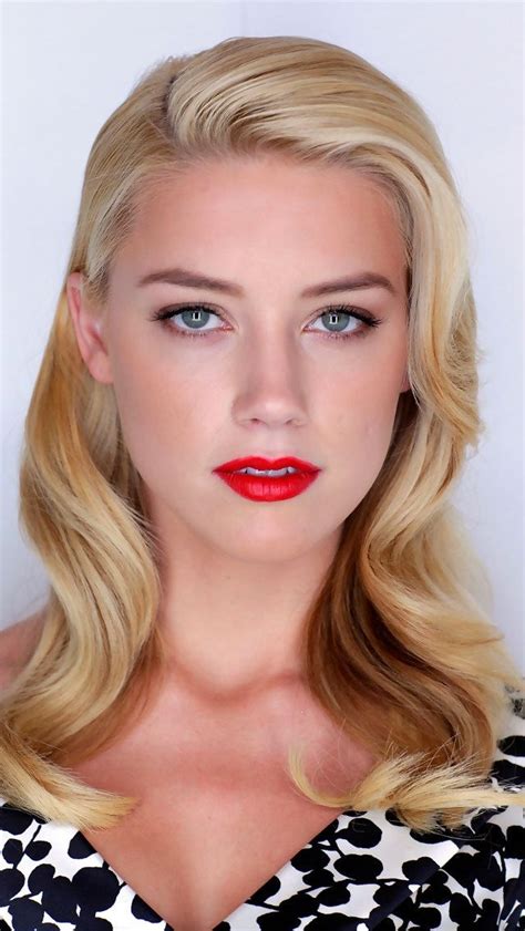 Love This Look Casual Or Fancy Amber Heard Amber Heard Style Blonde Hair Red Lipstick