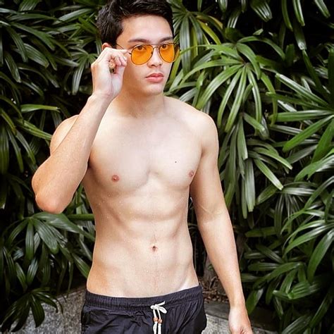 Top 15 Pinoy Heartthrobs Blog Manly Beauty