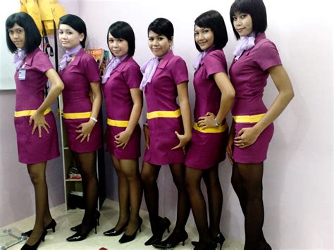 World Stewardess Crews Ready To Be A Pramugari