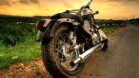 Royal Enfield Motorcycle 4k Wallpapers Badasshelmetstore
