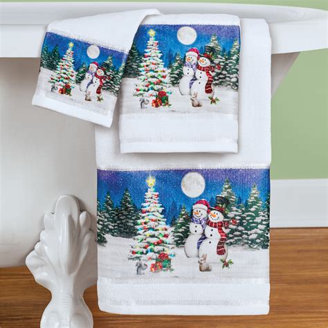 Snowman Couple Holiday Towels Set Of 3 Festive Holiday Bathroom