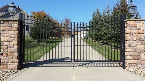 Decorative Estate Driveway Gates Add Elegance To Any Property Iron