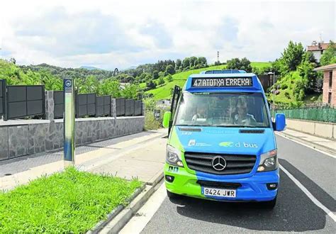 El Bus De Atotxa Erreka A Ade Paradas A Lo Largo De A Orga El