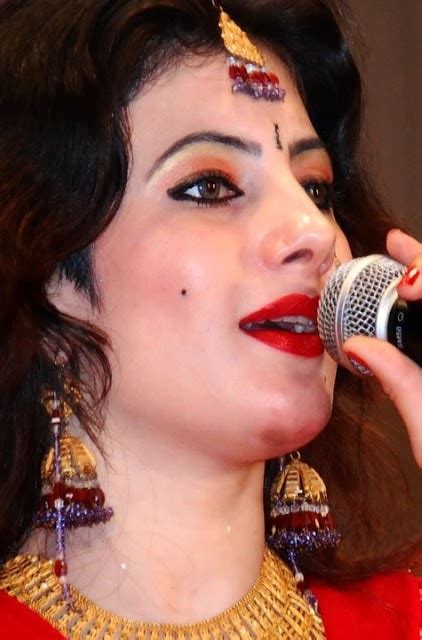 All Pashto Showbiz Pashto Singer Nazia Iqbal Best Images