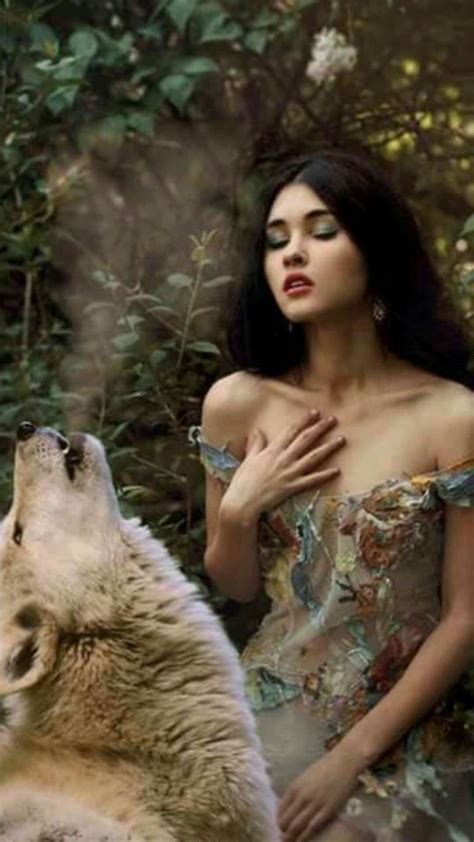 Pin By E61175 On Animales Wolf Art Fantasy Wolves And Women