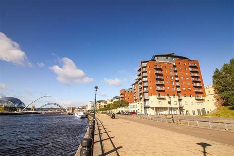 Quayside Newcastle Upon Tyne Signature North Eastsignature North East