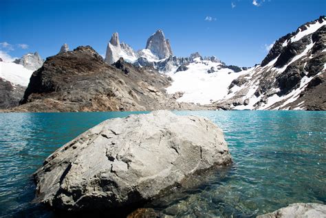 Laguna De Los Tres Mount Fitz Roy Patagonia Incredibly With Almost No