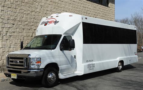 Rockin party llc in bergen, nj brings the rocking gaming and glamour parties to your doorstep! NJ Limo Rental | Party Bus Rental NJ | Ultimate Party Bus ...