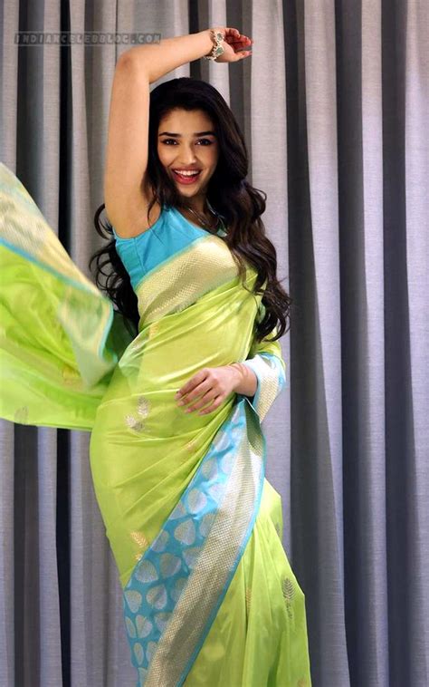 Krithi Shetty Telugu Actress Mix3 Hot Armpit Saree Phot Armpitos