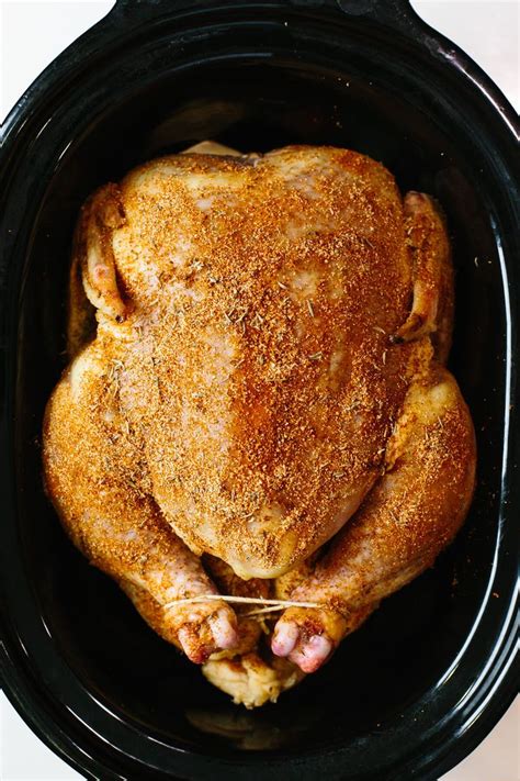 This Slow Cooker Rotisserie Chicken Is Juicy On The Inside With Delicious H Crockpot Recipes