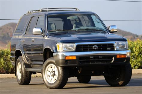 1994 Toyota 4runner Sr5 5 Speed For Sale On Bat Auctions Sold For