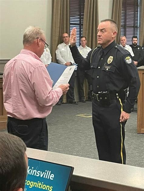 Jason Newby Sworn In As Hopkinsville Police Chief Join Hpd