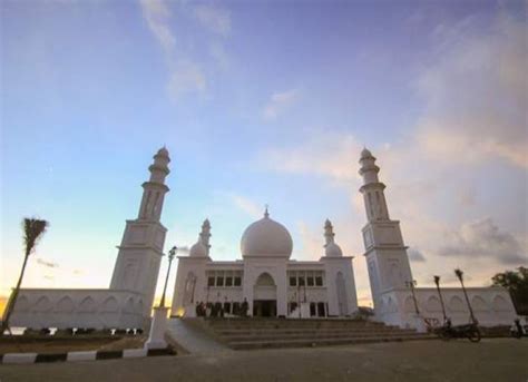 Makna Dan Filosofi Masjid Oesman Al Khair Di Sukadana Kayong Utara —