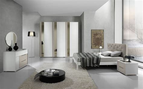 È un letto dal design moderno, sobrio ed elegante. Camere da letto moderne prezzi - Camere Matrimoniali