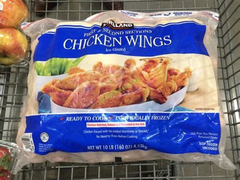 The actual amount of chicken wings in 1 pound depends on several factors including wing size, which parts of the wing are included and additional coatings, such as batter, breading or sauces. Kirkland Signature Chicken Wings 10 Pound Bag - CostcoChaser