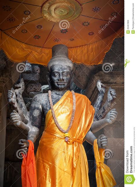 Yet, unknown to many hindus all around! Cambodian statue of Vishnu stock image. Image of ...