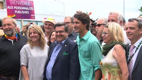Justin Trudeau 1st Sitting Pm To March In Montreal Pride Parade Cbc News