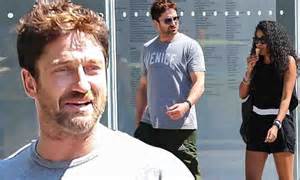Gerard Butler Romances Yet Another Brunette Daily Mail Online