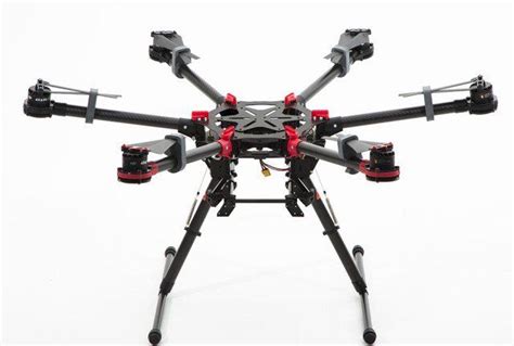 Djis Newest Pro Level Uav Puts Its Phantom Lineup To Shame Drones Drone Quadcopter Uav Photo
