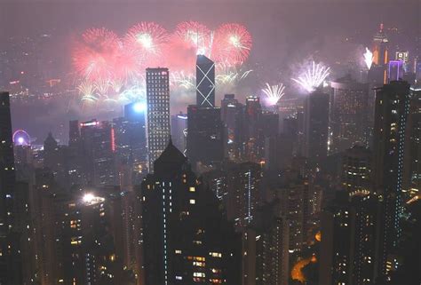 Spectacular New Years Eve Celebrations Around The World Chicago Tribune