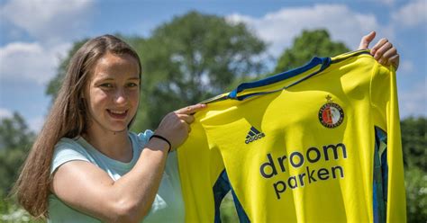 Esmée Happel Verlaat Feyenoord Met Pijn In Een Rood Wit Hart ‘nu Een