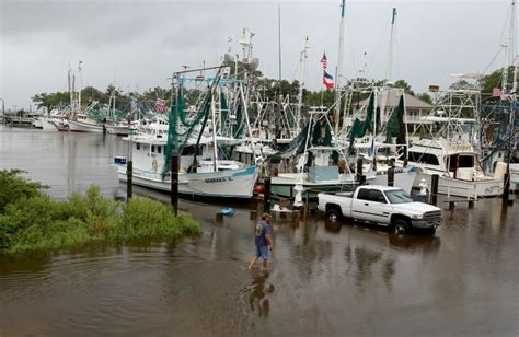 Heavy Rainfall As Tropical Storm Cindy Slams Gulf Coast Huffpost
