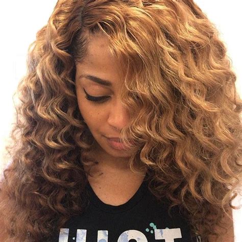 Honey Blonde Lace Front Human Hair Wigs For Women Pre Plucked Deep Wave Wig X Remy