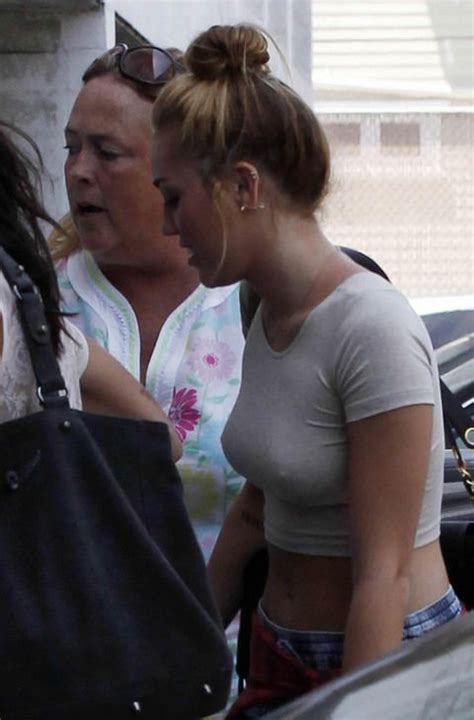 Miley Cyrus Pokies Celebrity Photos Leaked