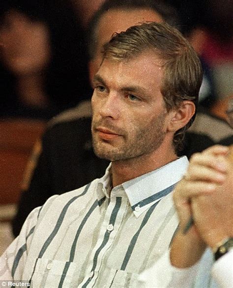 Casa Onde O Serial Killer Jeffrey Dahmer Passou A Infância Continua A Venda